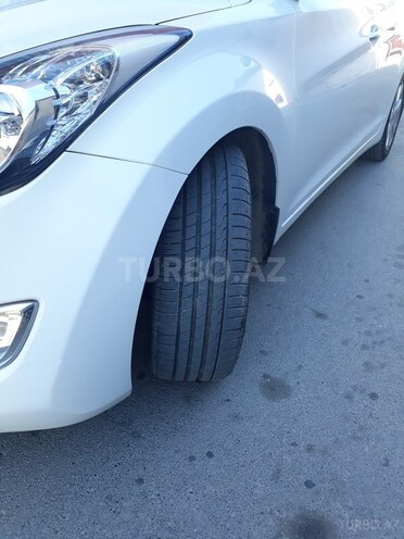 Hyundai Elantra 2011, 69,000 km - 1.6 l - Bakı