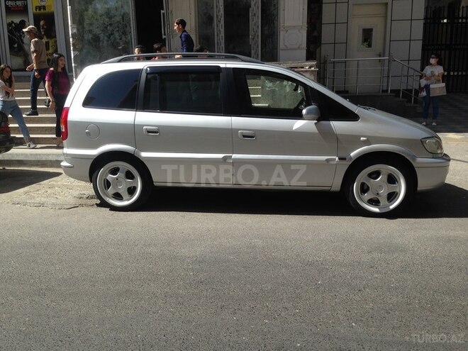 Opel Zafira 2001, 240,363 km - 1.8 l - Bakı