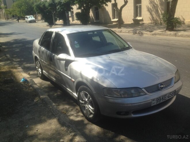 Opel Vectra 1999, 3,155,562 km - 1.6 l - Bakı