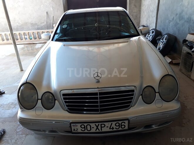 Mercedes E 220 1999, 336,000 km - 2.2 l - Bakı