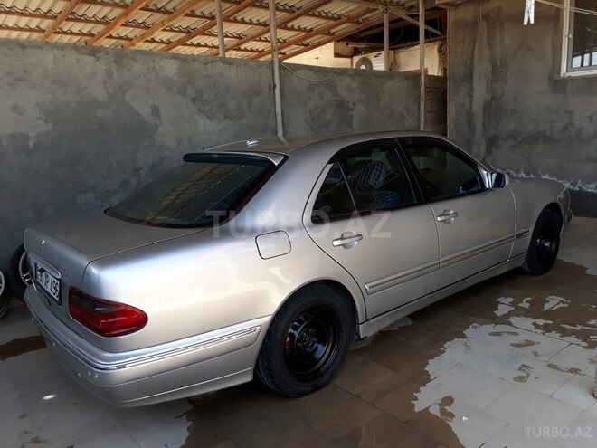 Mercedes E 220 1999, 336,000 km - 2.2 l - Bakı