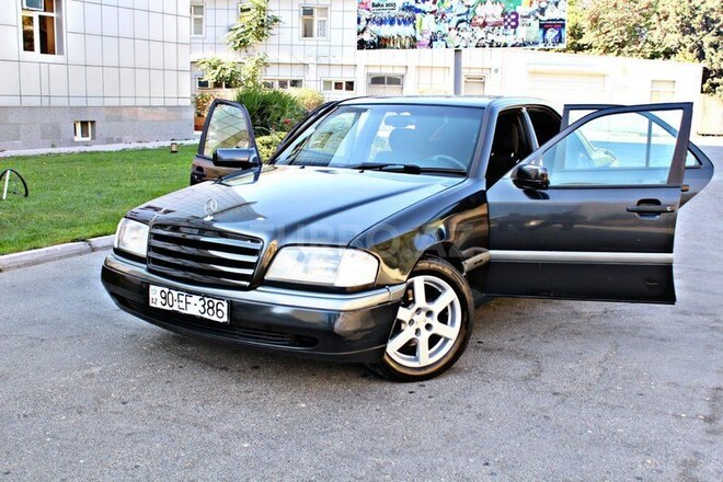 Mercedes C 180 1995, 350,000 km - 1.8 l - Bakı