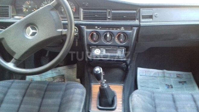 Mercedes 190 1991, 229,500 km - 1.8 l - Bakı