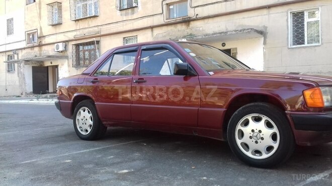 Mercedes 190 1991, 229,500 km - 1.8 l - Bakı
