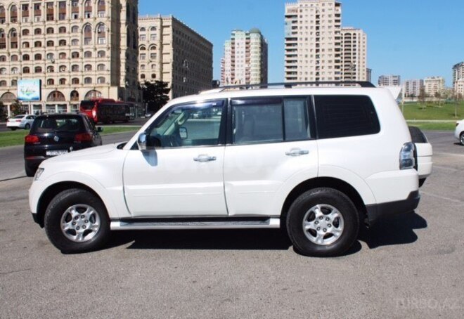 Mitsubishi Pajero 2007, 187,000 km - 3.0 л - Bakı