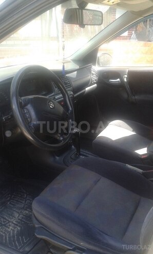 Opel Vectra 1999, 260,000 km - 1.6 l - Bakı