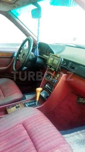 Mercedes E 230 1991, 330,000 km - 2.3 l - Sumqayıt