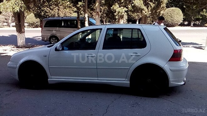 Volkswagen Golf 1999, 170,000 km - 2.4 l - Sumqayıt