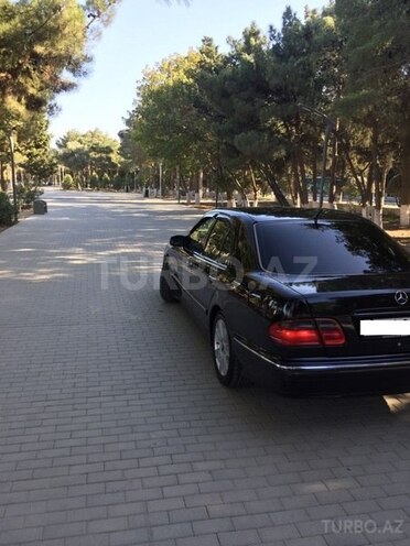 Mercedes E 200 2000, 186,000 km - 2.0 l - Xırdalan