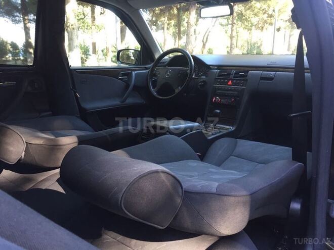 Mercedes E 200 2000, 186,000 km - 2.0 l - Xırdalan