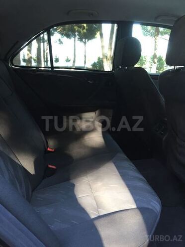 Mercedes E 200 2000, 186,000 km - 2.0 l - Xırdalan