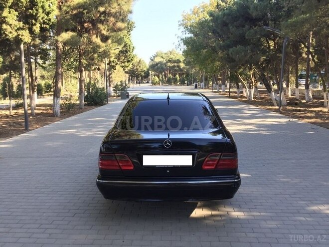 Mercedes E 200 2000, 186,000 km - 2.0 l - Xırdalan