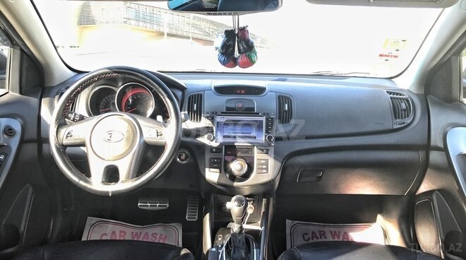 Kia Cerato 2010, 137,000 km - 2.0 л - Bakı