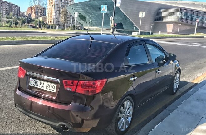 Kia Cerato 2010, 137,000 km - 2.0 л - Bakı