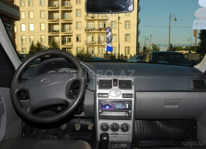 LADA (VAZ) Priora 2011, 130,000 km - 1.6 l - Qusar