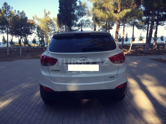 Hyundai ix35 2010, 121,457 km - 2.0 l - Bakı
