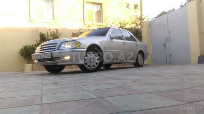 Mercedes C 200 1997, 300,058 km - 2.0 l - Bakı
