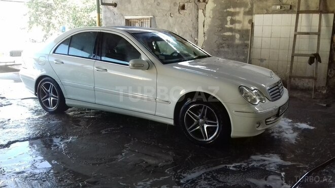 Mercedes C 240 2004, 189,900 km - 2.6 л - Gəncə