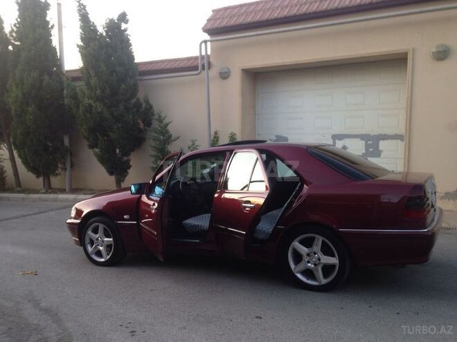 Mercedes C 240 1999, 205,621 km - 2.4 l - Bakı