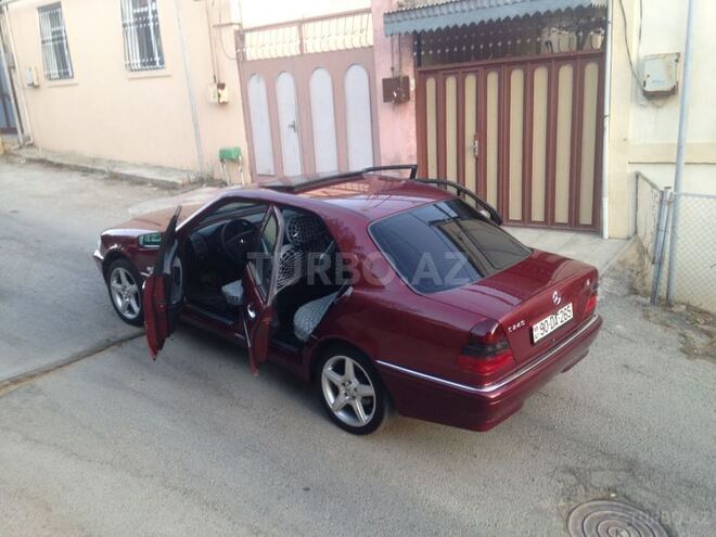 Mercedes C 240 1999, 205,621 km - 2.4 l - Bakı