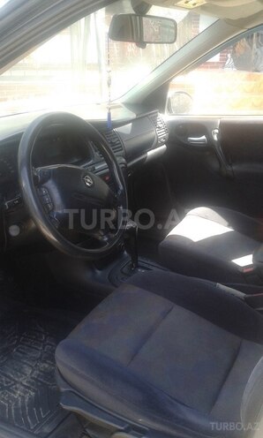 Opel Vectra 1999, 220,000 km - 1.6 l - Bakı