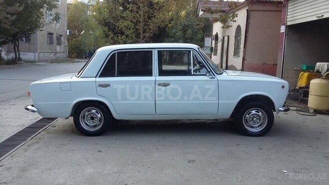 LADA (VAZ) 21011 1977, 380,000 km - 1.3 l - Mingəçevir