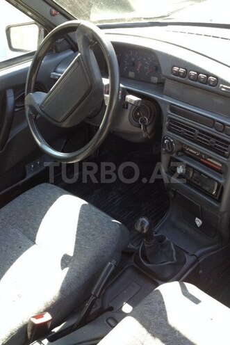 LADA (VAZ) 2115 2010, 166,000 km - 1.6 л - Bakı