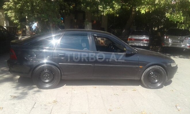 Opel Vectra 1998, 320,000 km - 2.0 l - Bakı