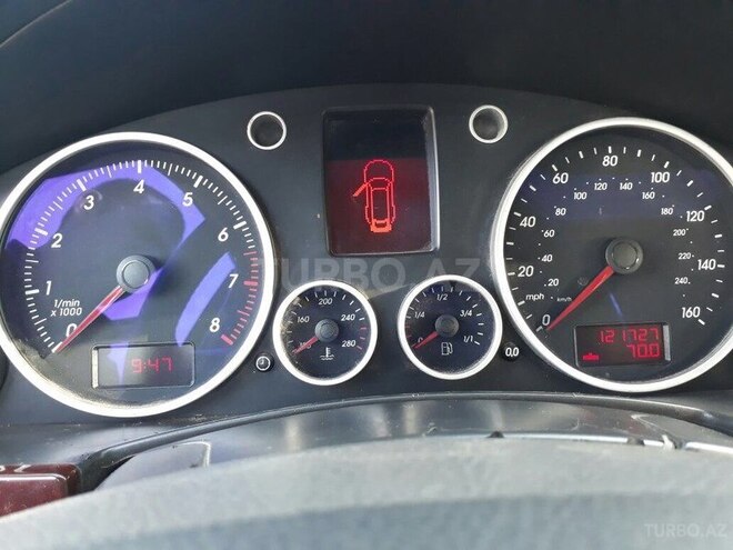 Volkswagen Touareg 2003, 122,000 km - 3.2 л - Göygöl