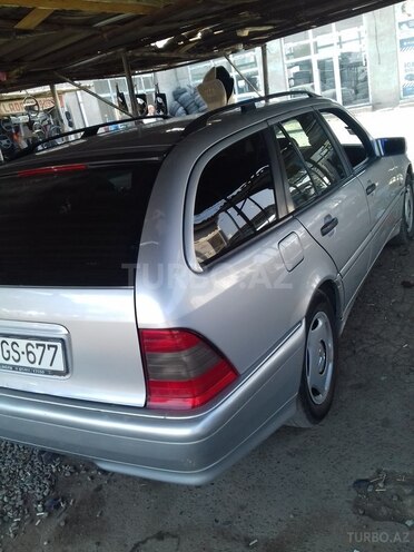 Mercedes C 180 1997, 250,000 km - 1.8 l - Göygöl