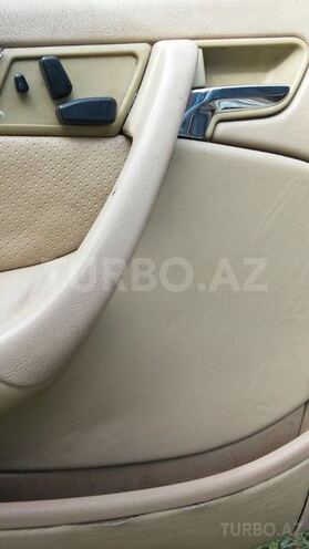 Mercedes C 230 1998, 301,000 km - 2.3 л - Bakı