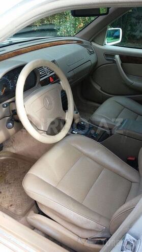 Mercedes C 230 1998, 301,000 km - 2.3 л - Bakı