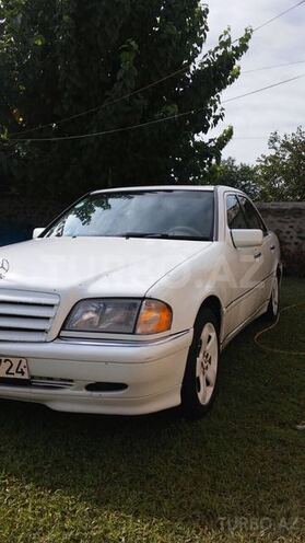 Mercedes C 230 1998, 301,000 km - 2.3 л - Bakı