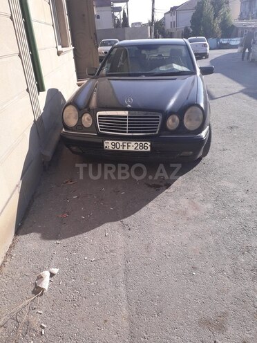 Mercedes E 230 1995, 225,356 km - 2.3 л - Bakı