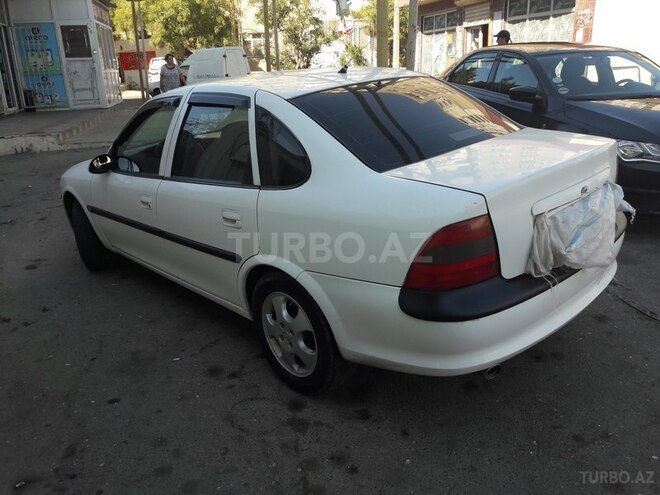 Opel Vectra 1998, 267,000 km - 1.8 l - Bakı