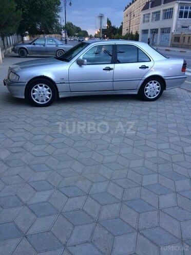 Mercedes C 200 1997, 240,000 km - 2.0 л - Sabirabad