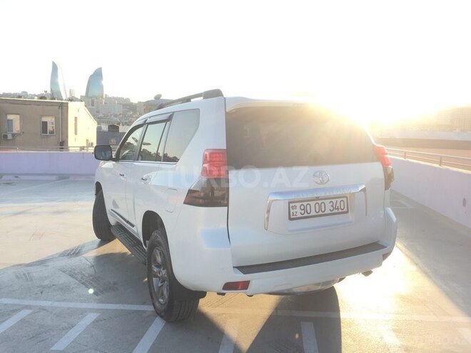Toyota Prado 2009, 133,000 km - 2.7 l - Bakı