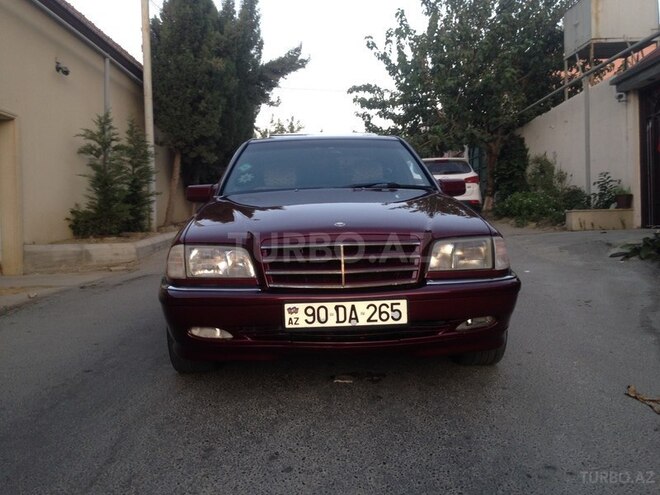 Mercedes C 240 1999, 205,679 km - 2.4 l - Bakı