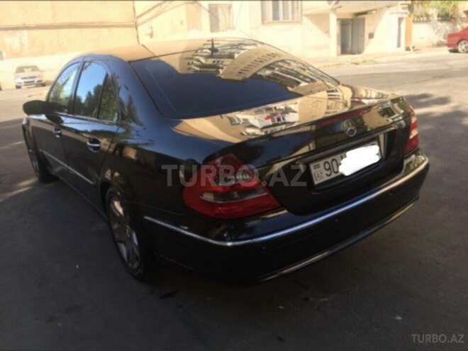Mercedes E 240 2003, 237,000 km - 2.6 l - Bakı