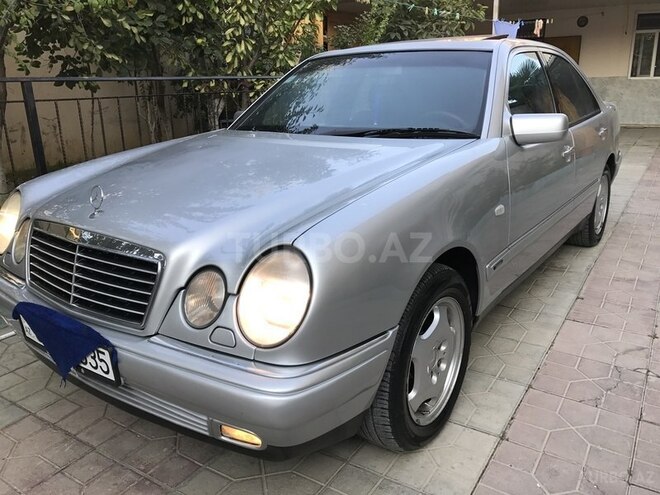 Mercedes E 240 1998, 210,400 km - 2.4 l - Sumqayıt