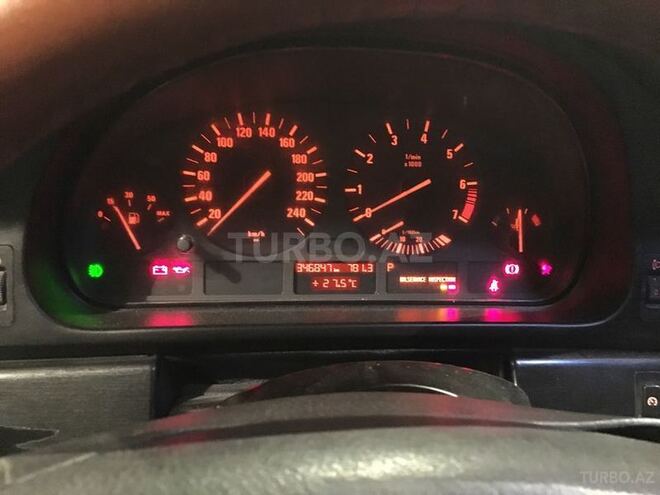 BMW 523 1996, 346,000 km - 0.3 l - Bakı