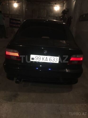 BMW 523 1996, 346,000 km - 0.3 l - Bakı