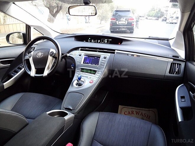 Toyota Prius 2013, 67,000 km - 1.8 l - Bakı
