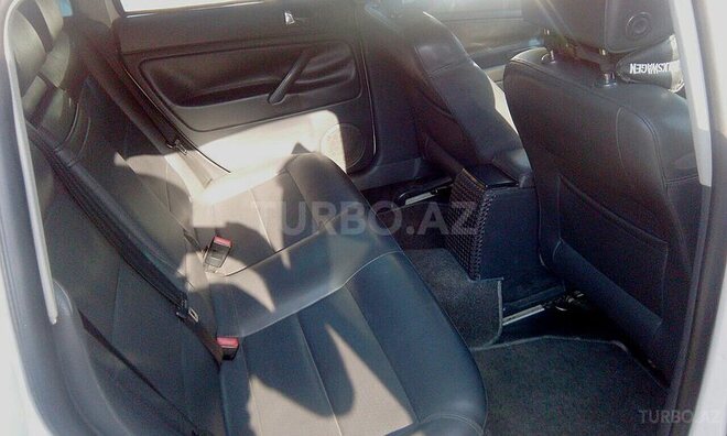 Volkswagen Passat 2004, 285,000 km - 1.8 l - Bakı