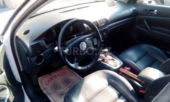 Volkswagen Passat 2004, 285,000 km - 1.8 l - Bakı