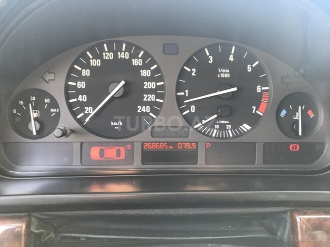BMW 528 1996, 270,000 km - 2.8 l - Bakı
