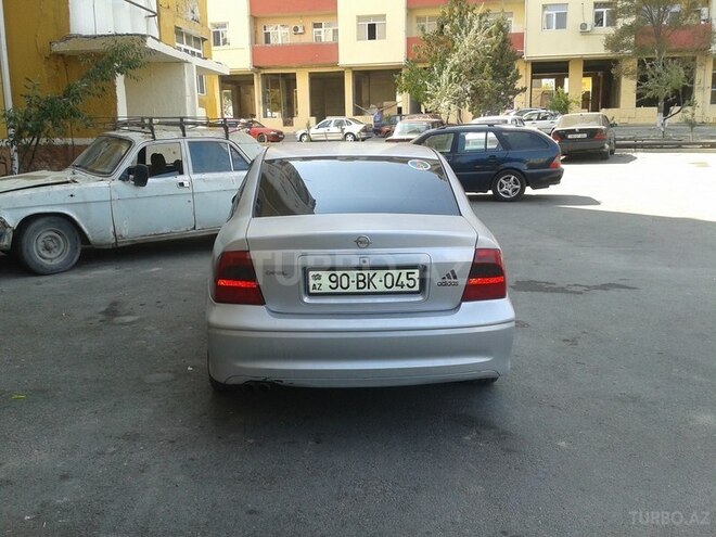 Opel Vectra 1999, 250,000 km - 2.5 l - Sumqayıt