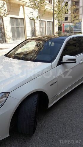 Mercedes E 350 2010, 91,000 km - 3.5 l - Bakı