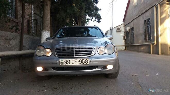 Mercedes C 220 2001, 532,700 km - 2.2 l - Bakı