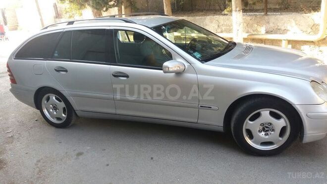 Mercedes C 220 2001, 532,700 km - 2.2 l - Bakı